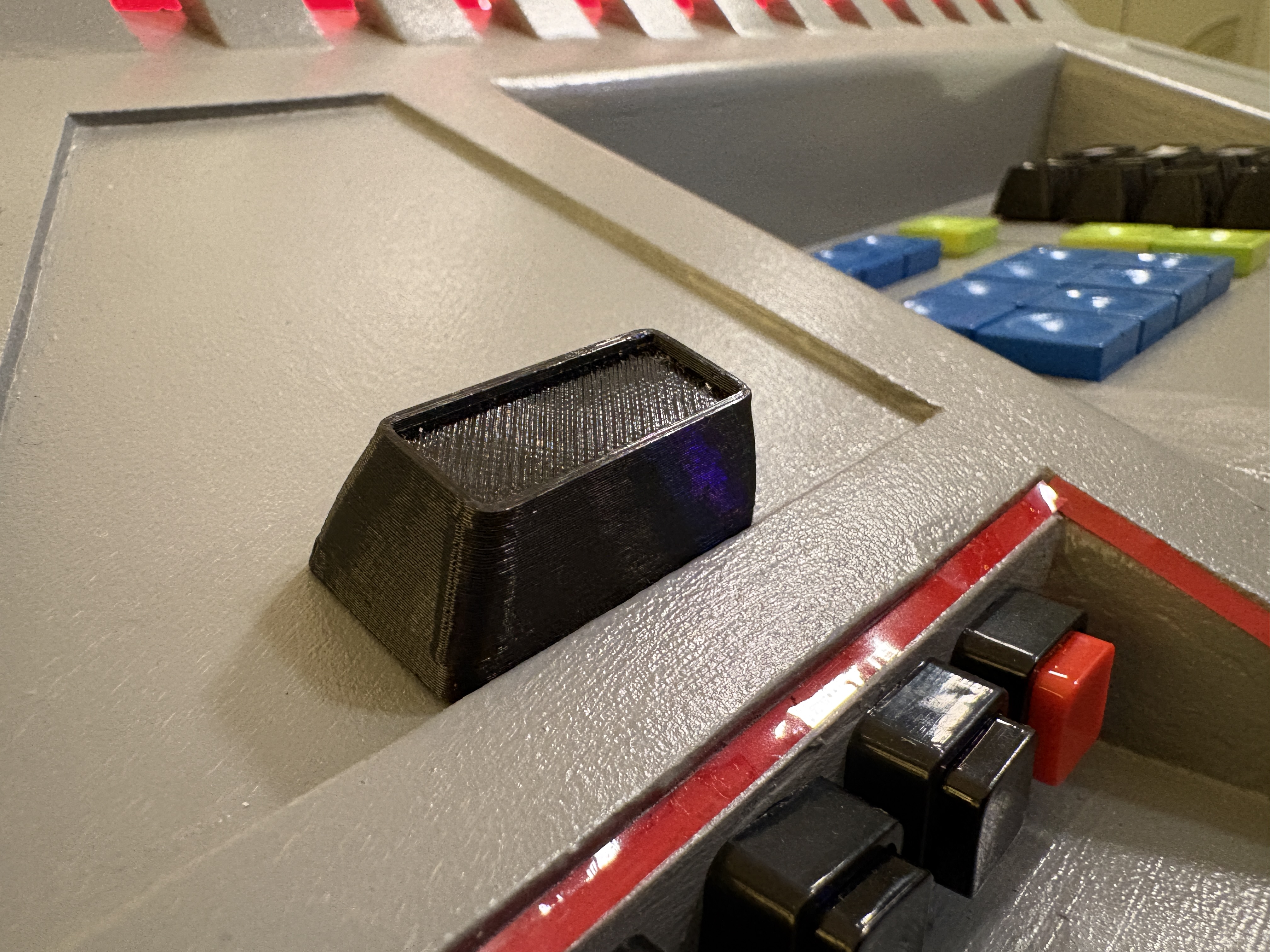 Console Room Black Long Button